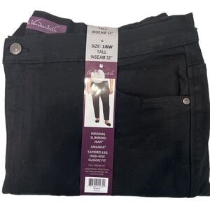 NWT Gloria Vanderbilt Amanda Black Jeans